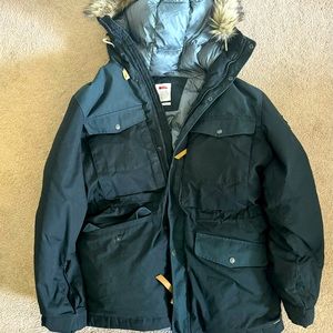 Fjall raven down jacket
